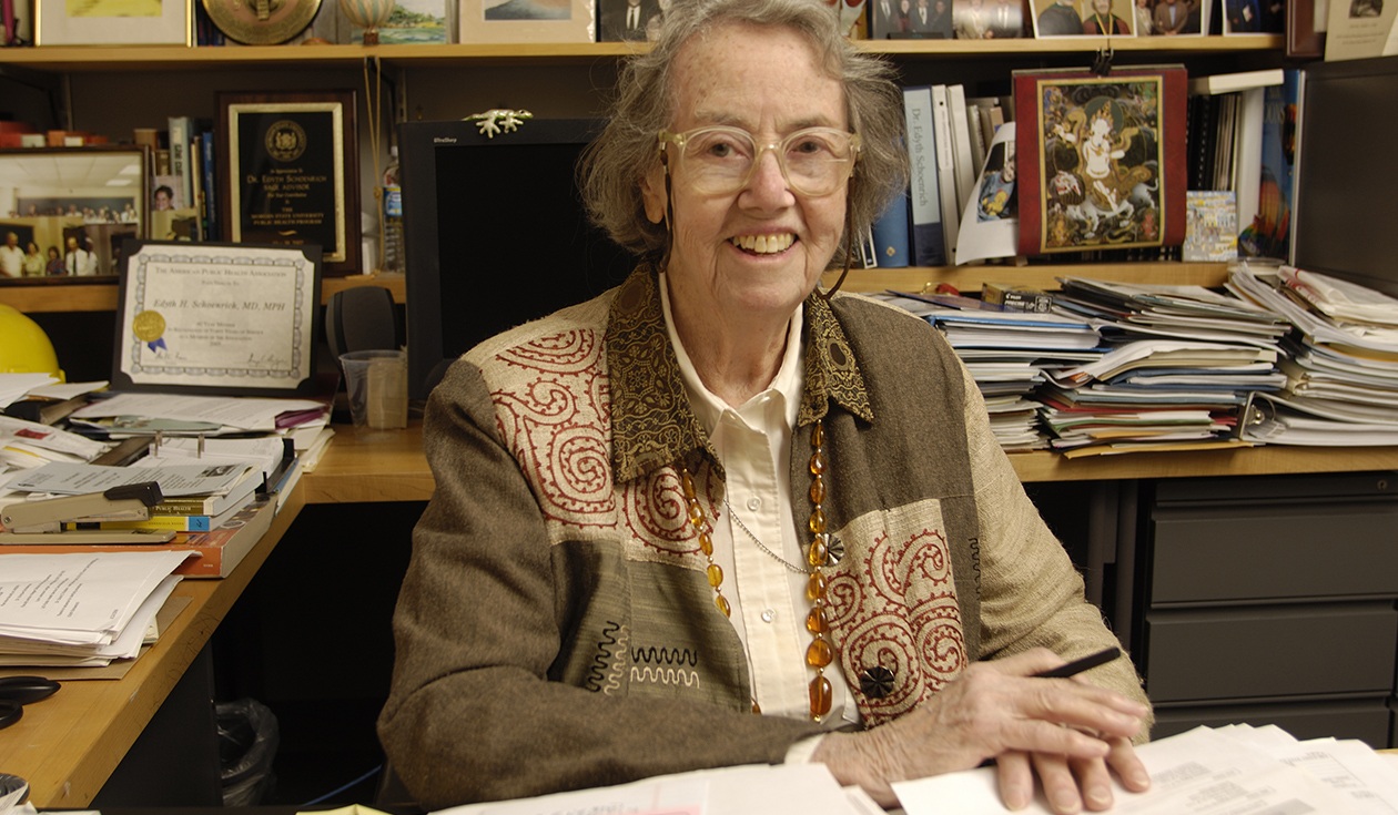 Edyth Hull Schoenrich, MD, MPH ’71