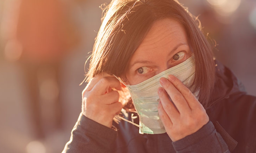 Woman wearing a mask