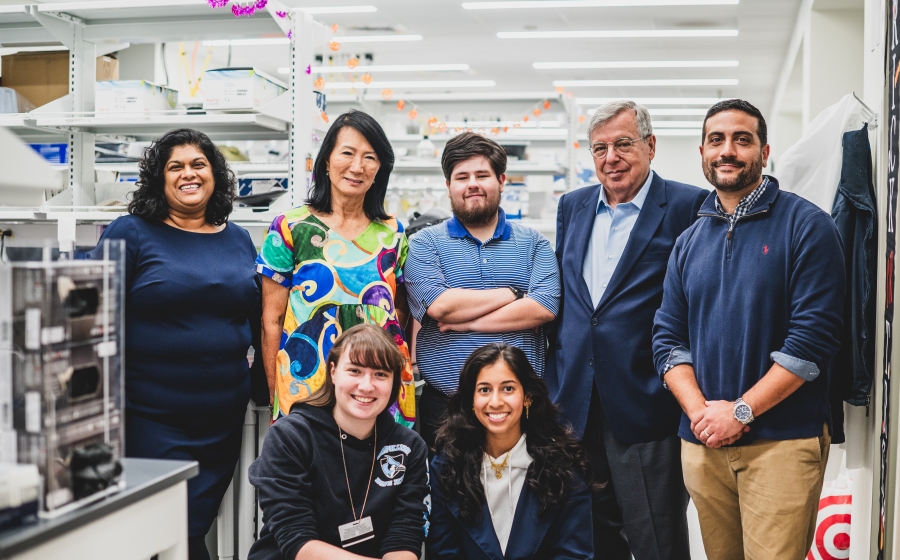 Faculty, students and friends visit Rebecca Vito Lab Faculty and students pose for photo in lab